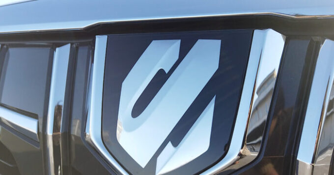 アルファードが受注停止。今後の行方は政治や景気に左右される