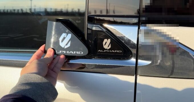 【買って良かった14選】新型アルファードと新型ヴェルファイアのおすすめグッズ&カー用品